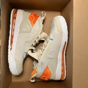 Shoes for Crews Tigon II, limited edition. Tan/orange.